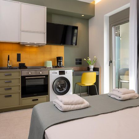 Mosaic Urban Living Apartment Ираклио Екстериор снимка